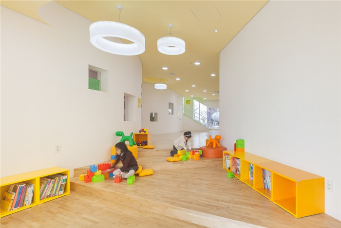 首爾花朵幼兒園游戲閱讀區(qū)裝修設計