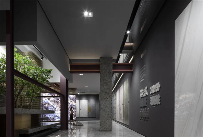 樓梯裝修設計-現(xiàn)代藝術(shù)風高端意大利瓷磚展廳兼辦公裝修實景圖